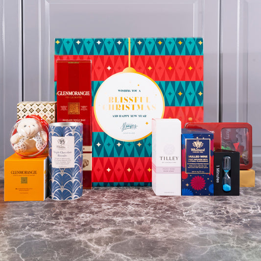 The Winter Whisky & Delicacies Gift Set