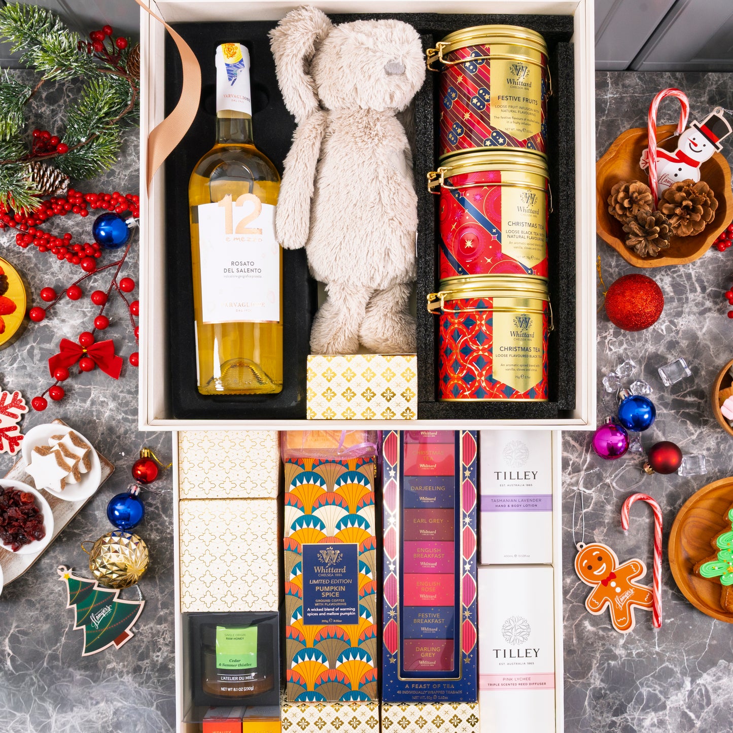 The Grand Noël Signature Collection